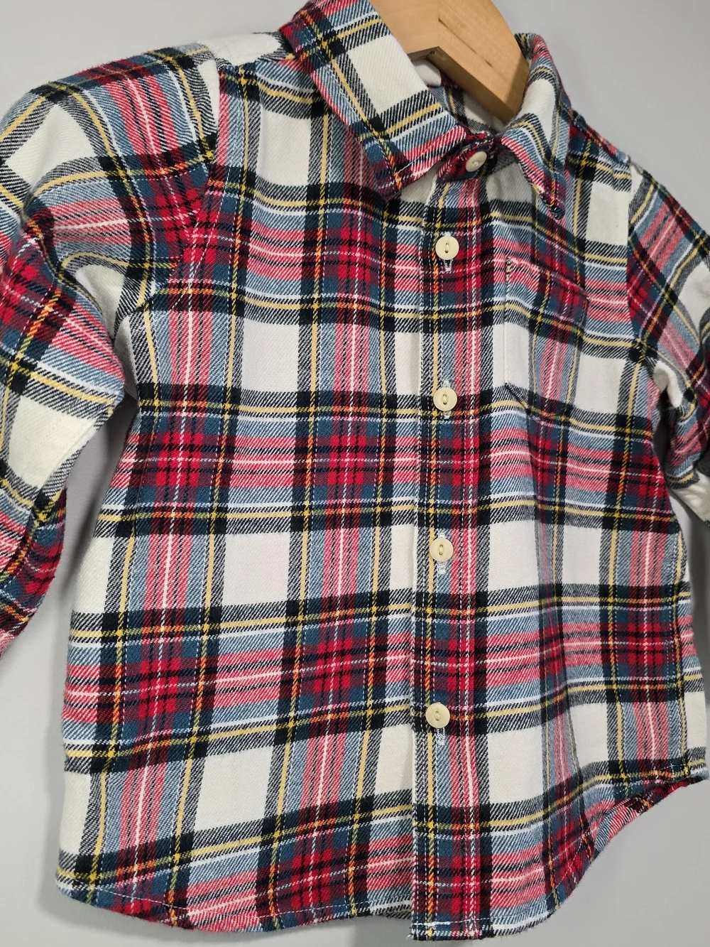GAP Plaid Button-Down Shirt in White, Red & Blue,yellow Holiday Soft Cotton.
